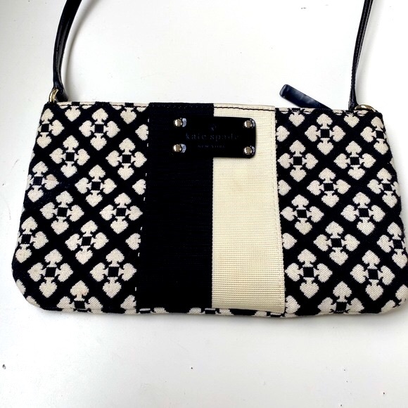 Kate Spade Presley Cross Body Bag WKRU1450 - Picture 2 of 12